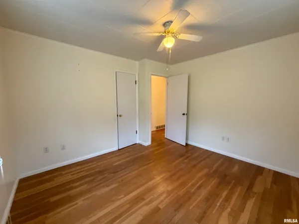 $135,000 | 1687 Beecher Avenue, Galesburg, IL 61401