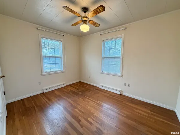 $135,000 | 1687 Beecher Avenue, Galesburg, IL 61401