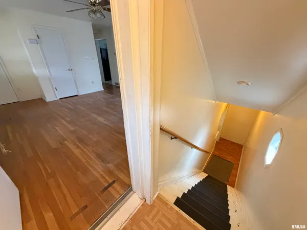 $135,000 | 1687 Beecher Avenue, Galesburg, IL 61401