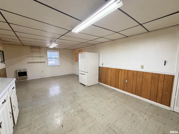 $135,000 | 1687 Beecher Avenue, Galesburg, IL 61401