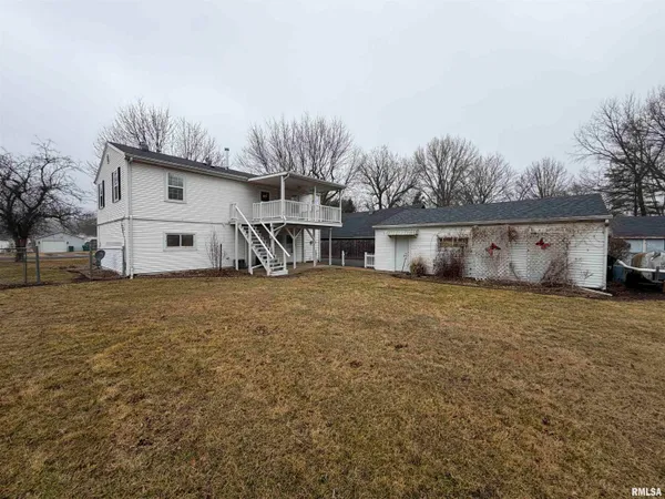 $135,000 | 1687 Beecher Avenue, Galesburg, IL 61401