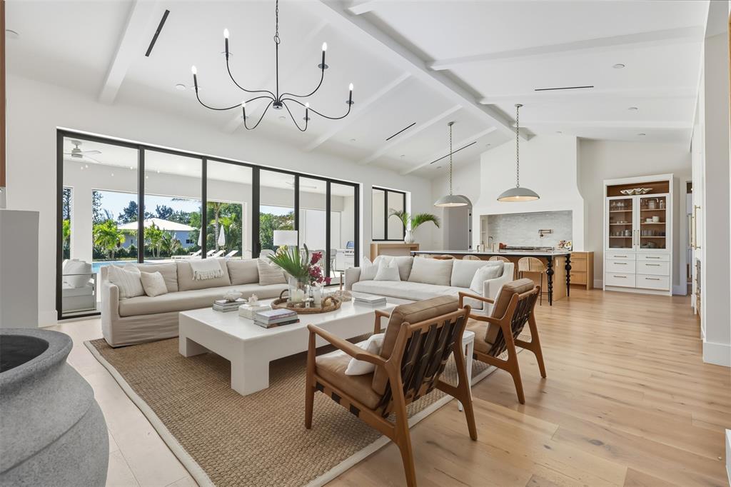 9120 Mockingbird Trail Jupiter, FL 33478 - Photo 5 of 59