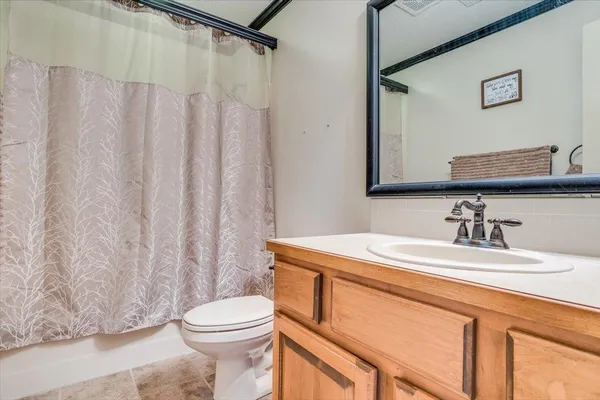 $419,000 | 1643 East Tiara Pines Street, Derby, KS 67037