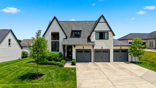 $1,100,000 | 7068 Balcolm Court, College Grove, TN 37046