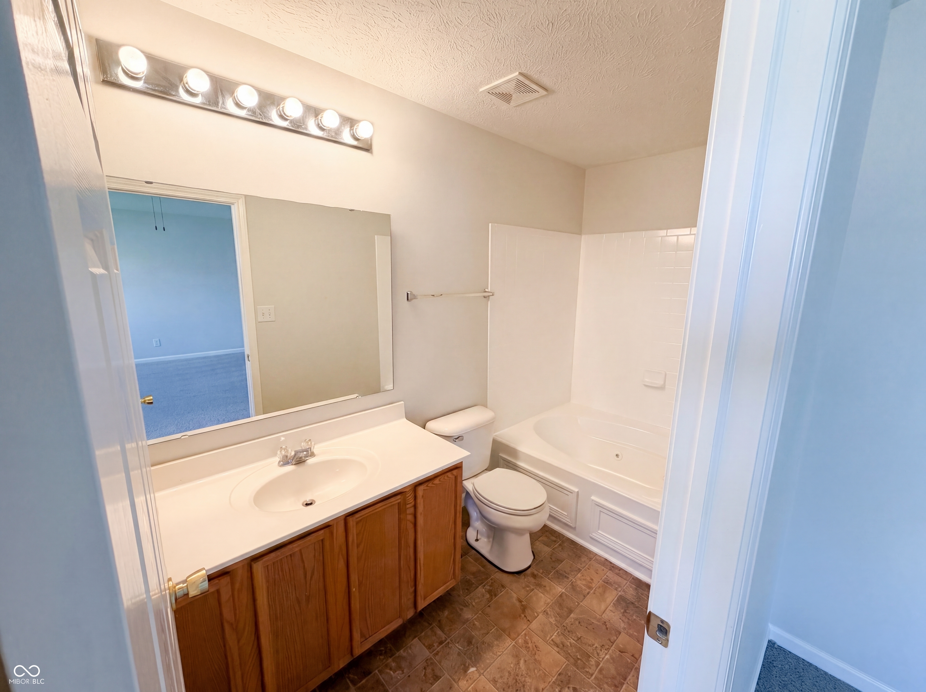 4322 Rhapsody Lane Indianapolis, IN 46235 - Photo 19 of 21
