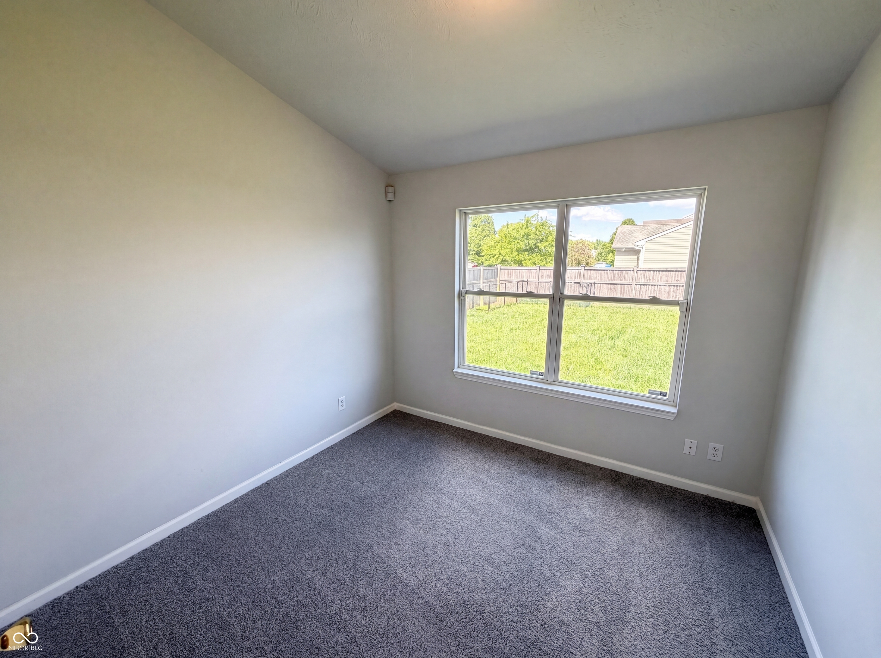 4322 Rhapsody Lane Indianapolis, IN 46235 - Photo 9 of 21