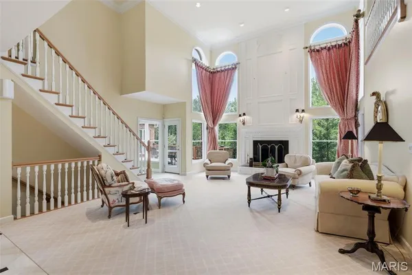 $2,100,000 | 32 Huntleigh Downs Road, Frontenac, MO 63131