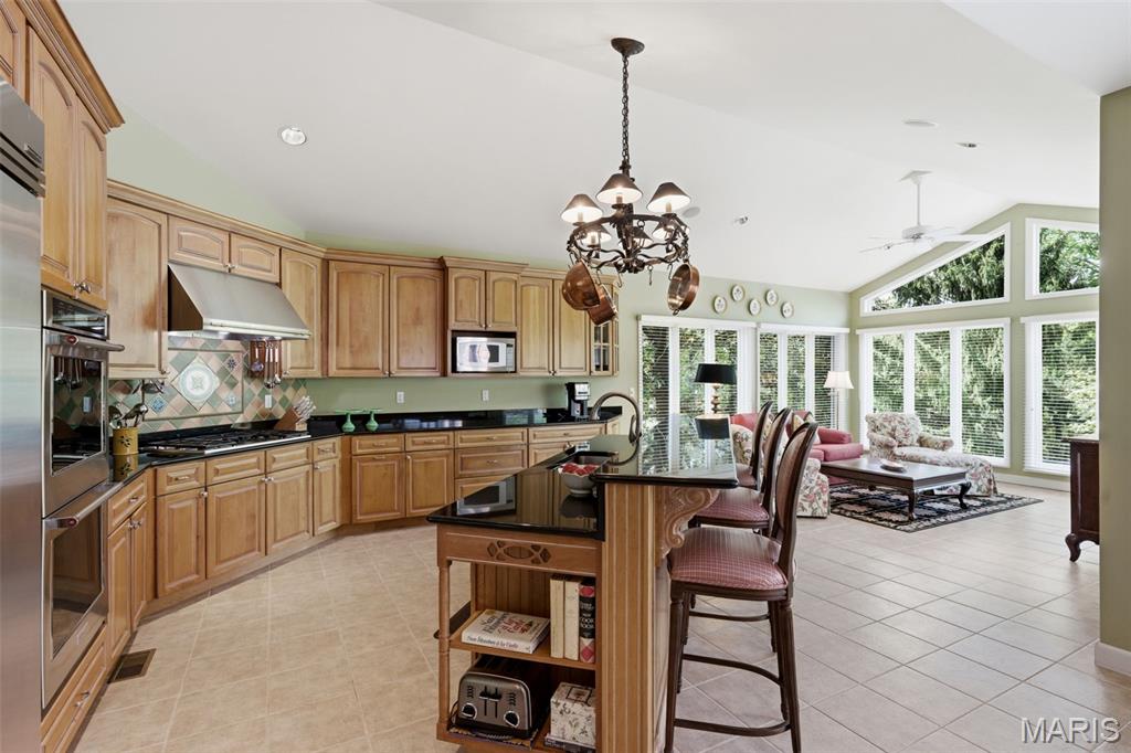 32 Huntleigh Downs Road Frontenac, MO 63131 - Photo 20 of 68