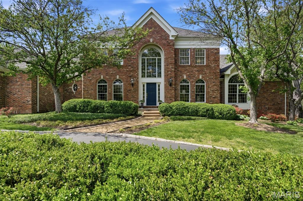 32 Huntleigh Downs Road Frontenac, MO 63131 - Photo 4 of 68