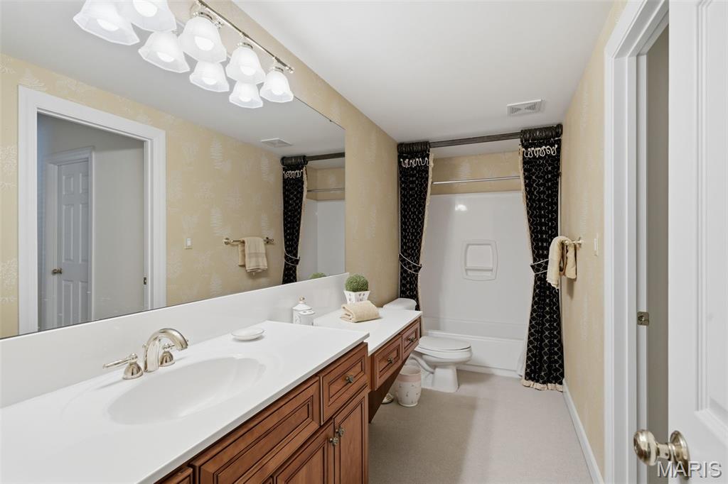 32 Huntleigh Downs Road Frontenac, MO 63131 - Photo 52 of 68