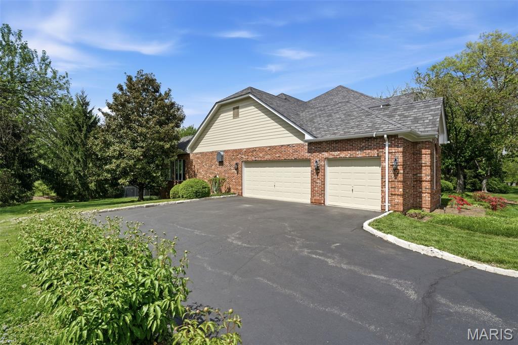 32 Huntleigh Downs Road Frontenac, MO 63131 - Photo 60 of 68