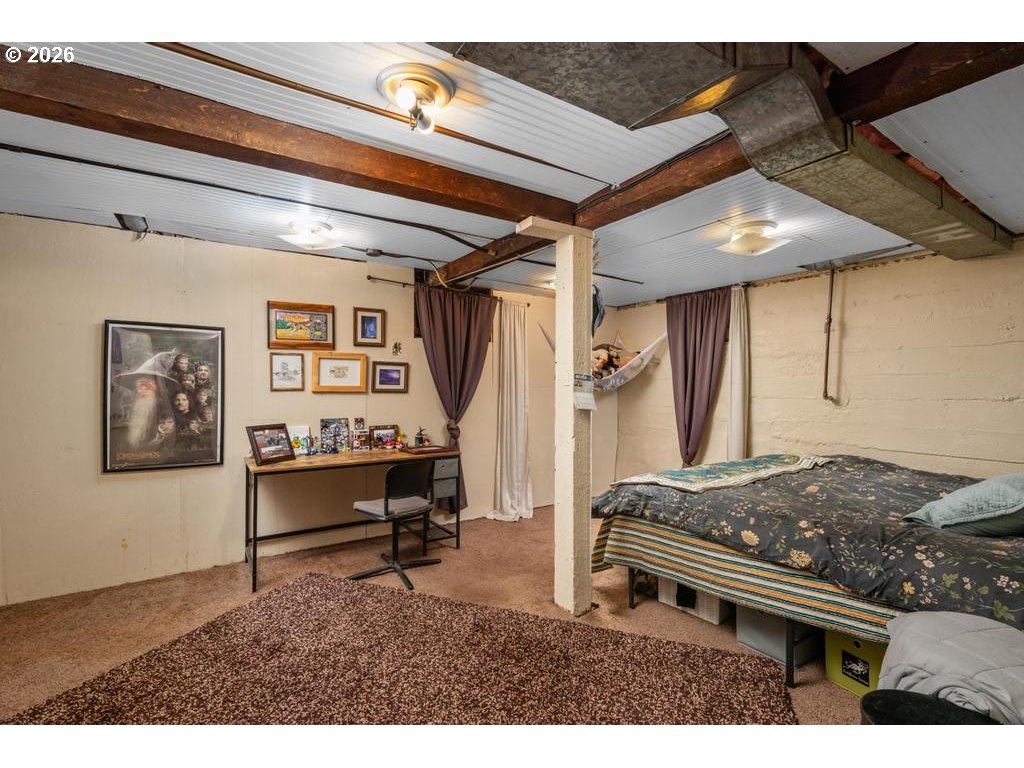 6056 Northeast Willow Street Portland, OR 97213 - Photo 28 of 35