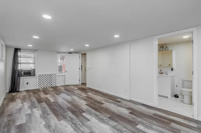 a view of a livingroom with a furniture