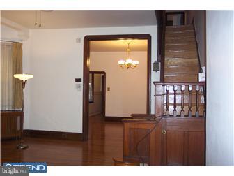 304 West Tabor Road Philadelphia, PA 19120 - Photo 3 of 7 Living Room