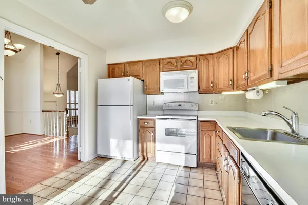 $4,000 | 3023 Oakton Meadows Court, Oakton, VA 22124