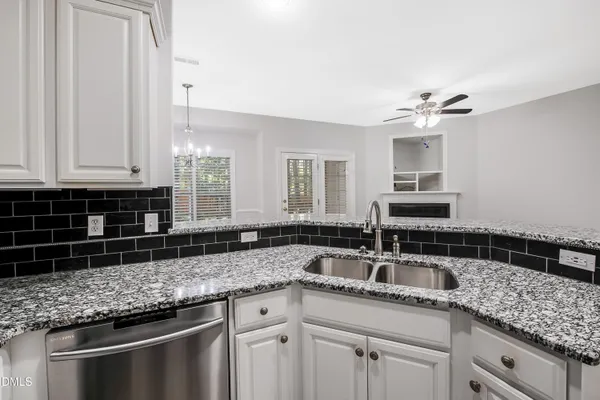$299,900 | 2639 Broad Oaks Place, Raleigh, NC 27603