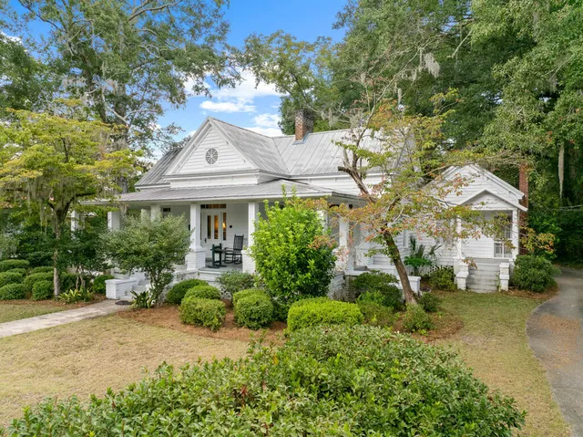$485,000 | 487 Hampton Street, Walterboro, SC 29488