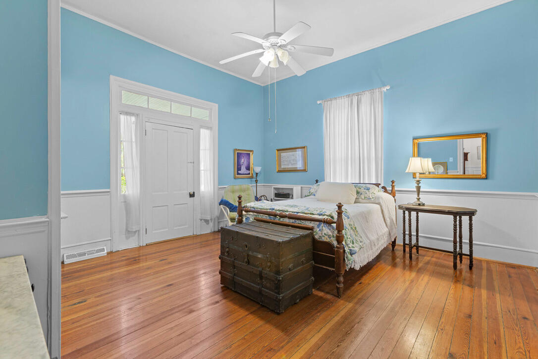 487 Hampton Street Walterboro, SC 29488 - Photo 19 of 49 3A8C818A-3DEF-40F8-A75E-2FF8C3C42B1F_1_1