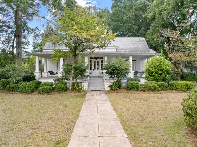 $485,000 | 487 Hampton Street, Walterboro, SC 29488