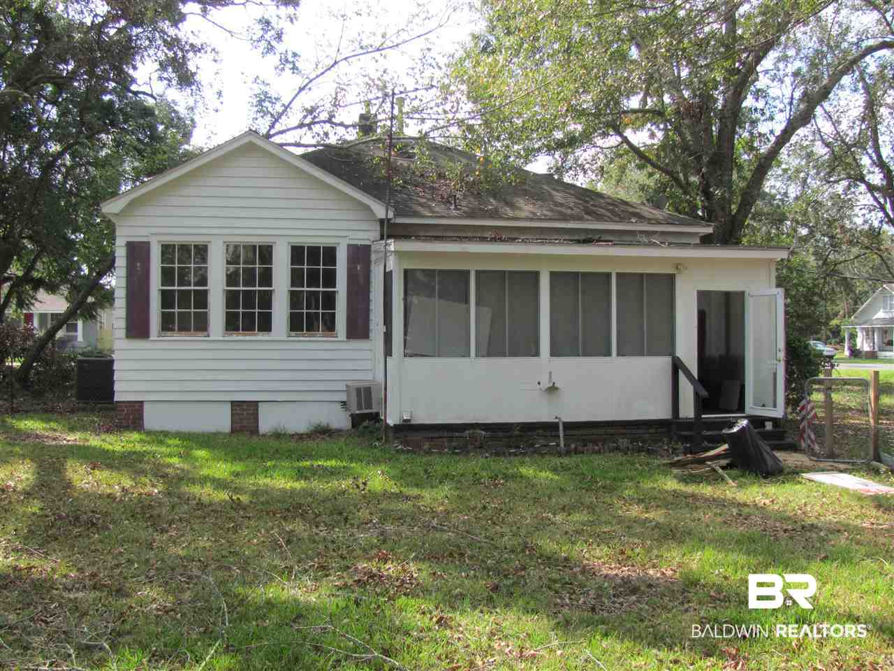 308 Hall Avenue Bay Minette, AL 36507 - Photo 7 of 19