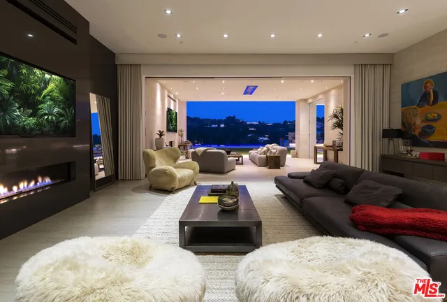 $150,000 | 2620 Wallingford Drive, Beverly Hills, CA 90210