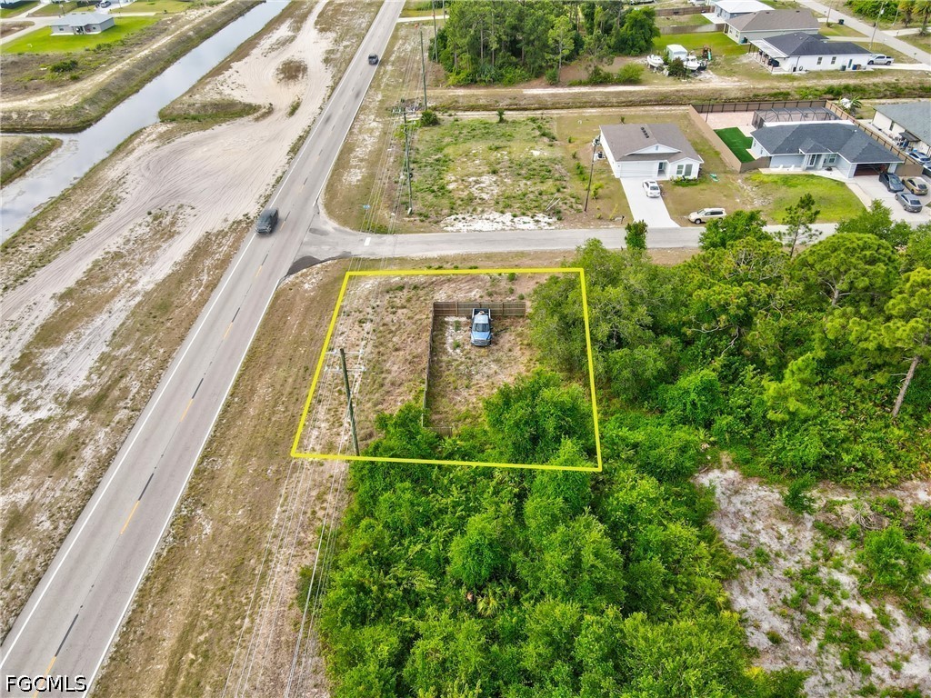 3102 47th Street Southwest Lehigh Acres, FL 33976 - Photo 4 of 11