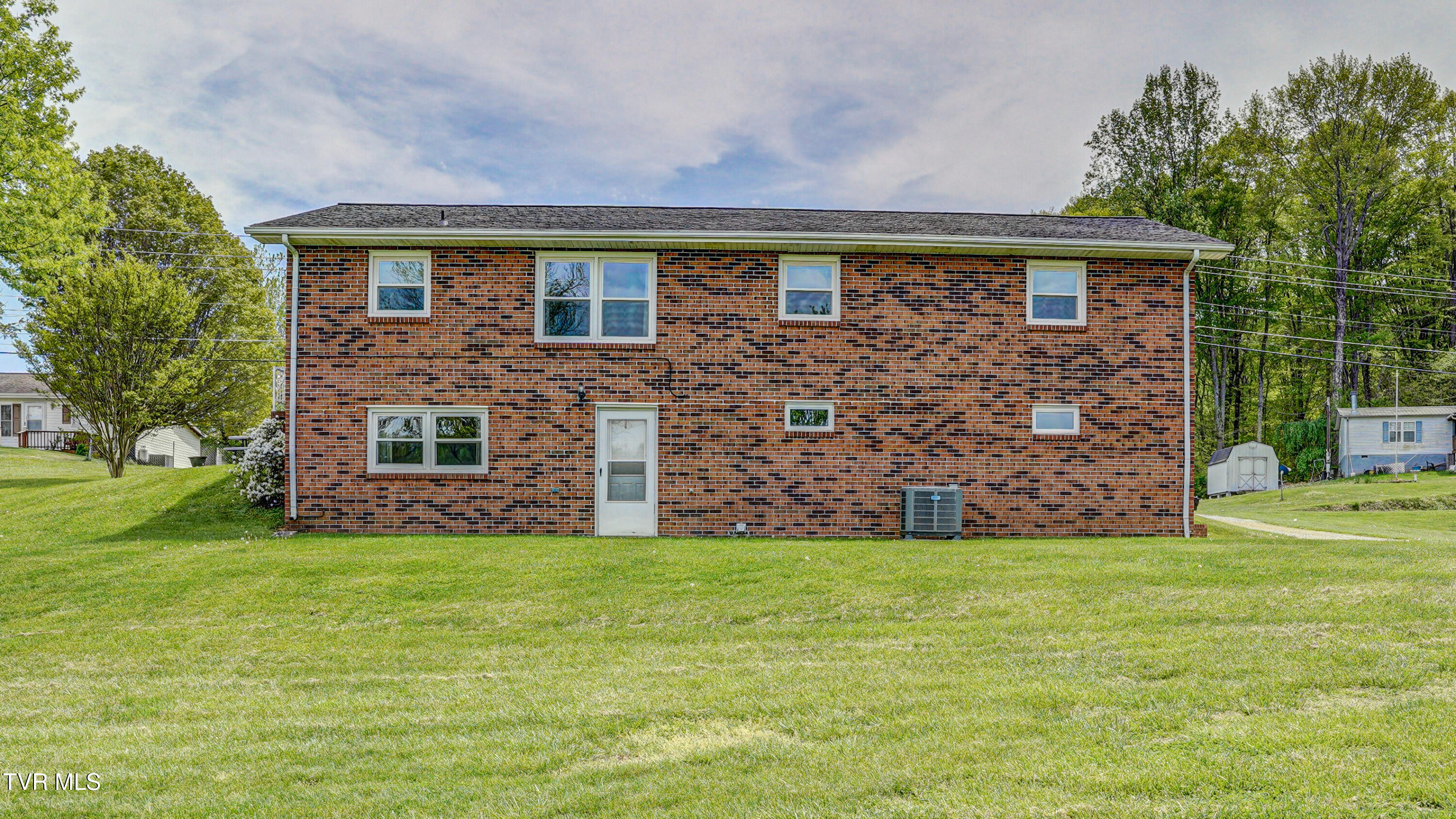 683 Haw Ridge Road Piney Flats, TN 37686 - Photo 36 of 39 DSC03079_80_81_82_83-2