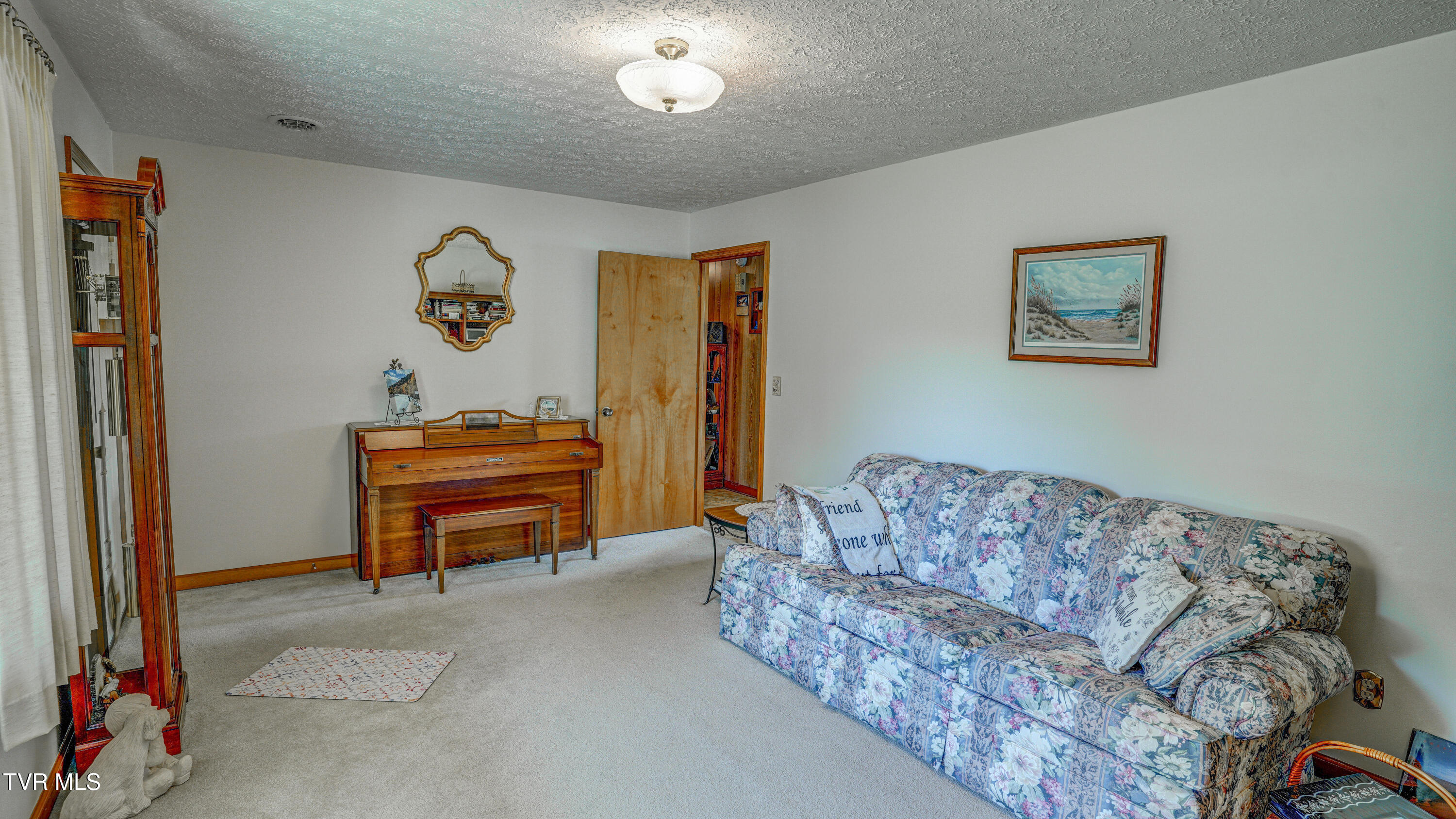 683 Haw Ridge Road Piney Flats, TN 37686 - Photo 7 of 39 DSC02904_5_6_7_8