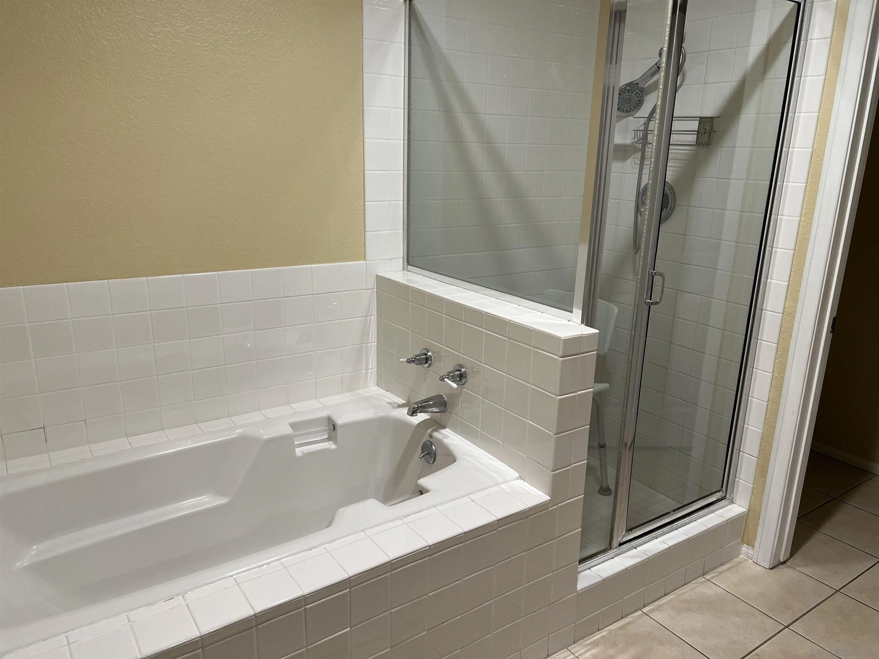 2834 Torrey Pines Road La Jolla, CA 92037 - Photo 15 of 15 a bathroom with bathtub and shower
