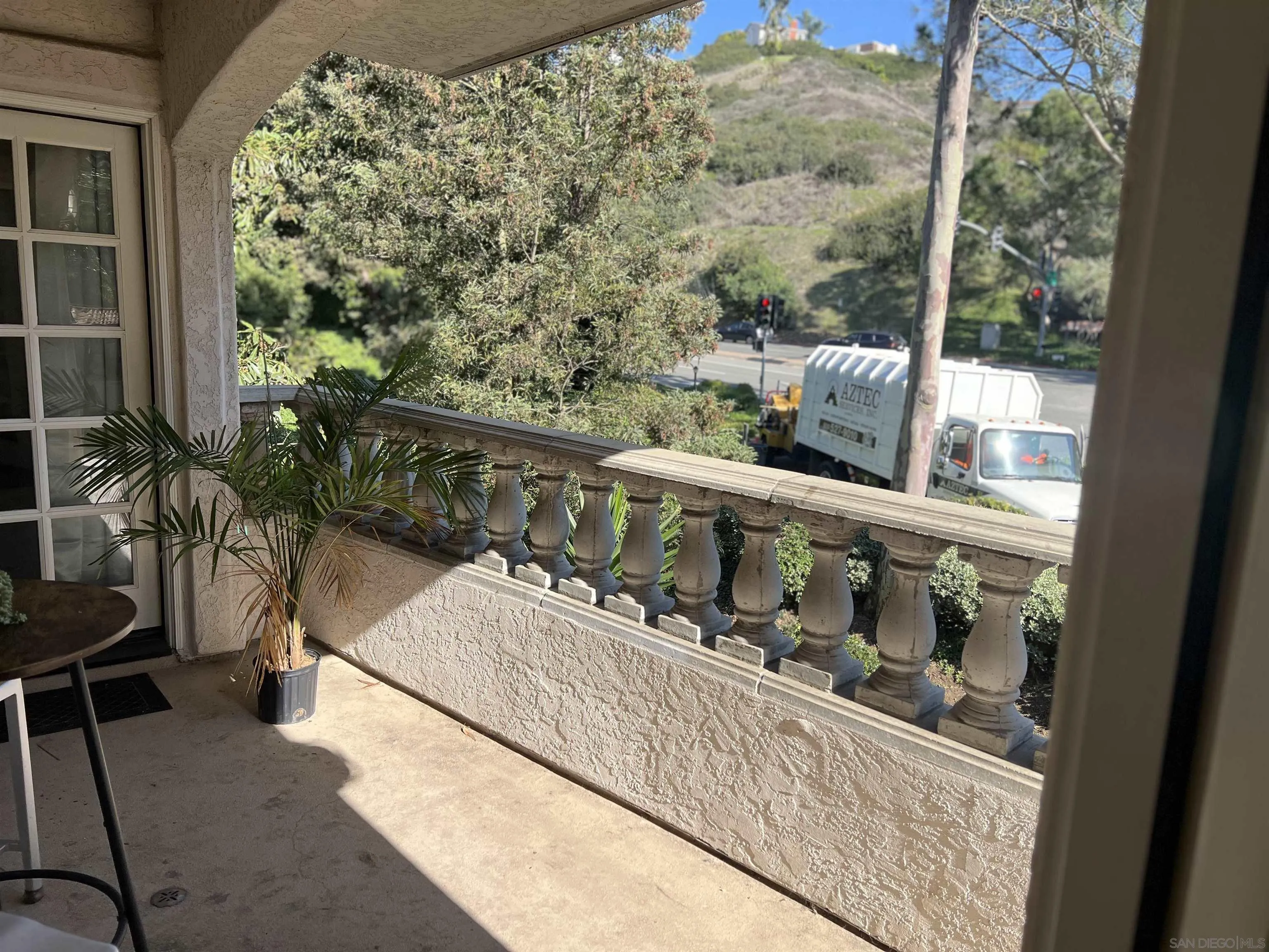 2834 Torrey Pines Road La Jolla, CA 92037 - Photo 4 of 15 a view of balcony with furniture