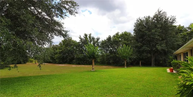 $2,600 | 21300 Royal St Georges Lane, Leesburg, FL 34748