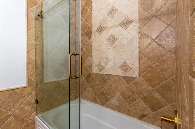 $9,200 | 25 Leeward Island, Clearwater, FL 33767