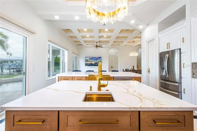 $9,200 | 25 Leeward Island, Clearwater, FL 33767