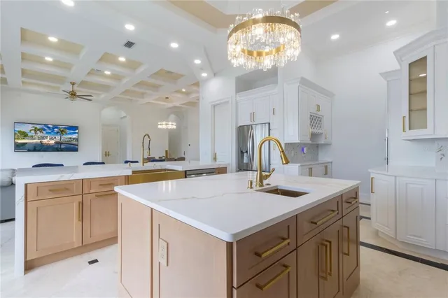 $9,200 | 25 Leeward Island, Clearwater, FL 33767