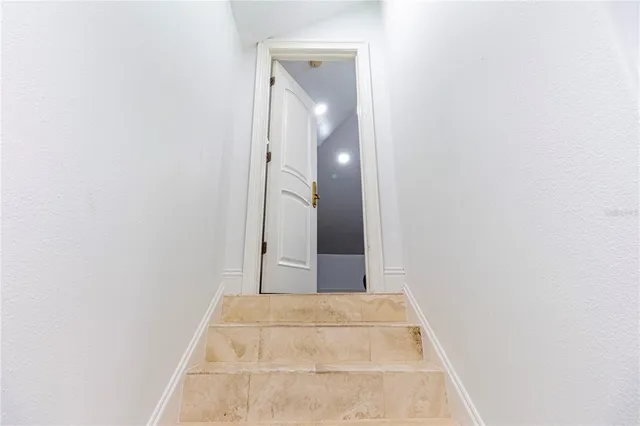 $9,200 | 25 Leeward Island, Clearwater, FL 33767