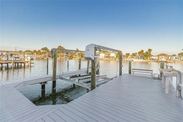 $9,200 | 25 Leeward Island, Clearwater, FL 33767