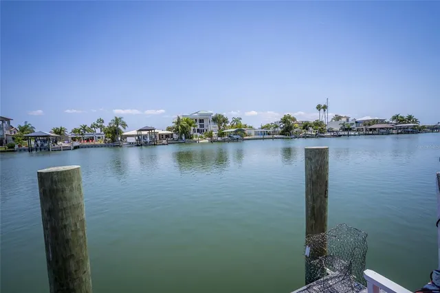 $9,200 | 25 Leeward Island, Clearwater, FL 33767