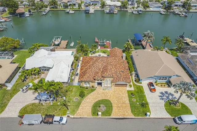 $9,200 | 25 Leeward Island, Clearwater, FL 33767