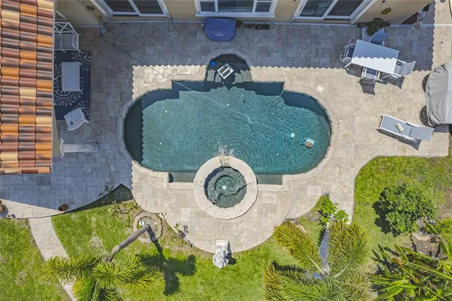 $9,200 | 25 Leeward Island, Clearwater, FL 33767