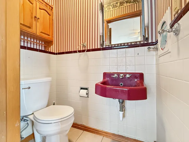 $159,900 | 2116 16th Avenue, Menominee, MI 49858