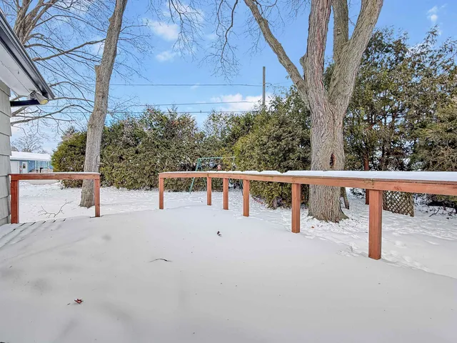 $159,900 | 2116 16th Avenue, Menominee, MI 49858