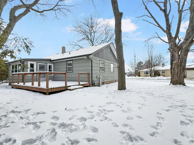 $159,900 | 2116 16th Avenue, Menominee, MI 49858