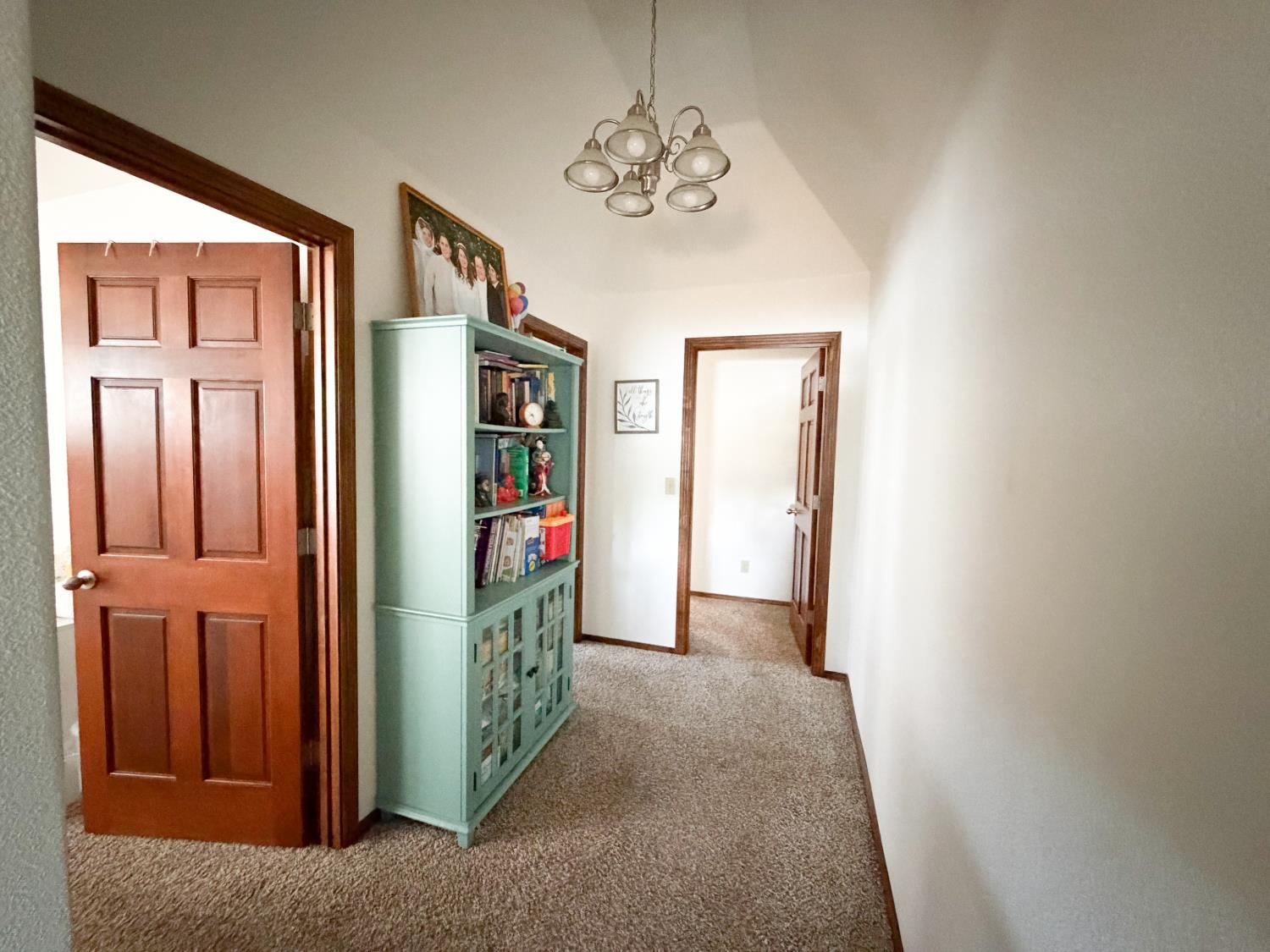 505 South Del Norte Avenue Kerman, CA 93630 - Photo 8 of 12 a view of entryway with chandelier