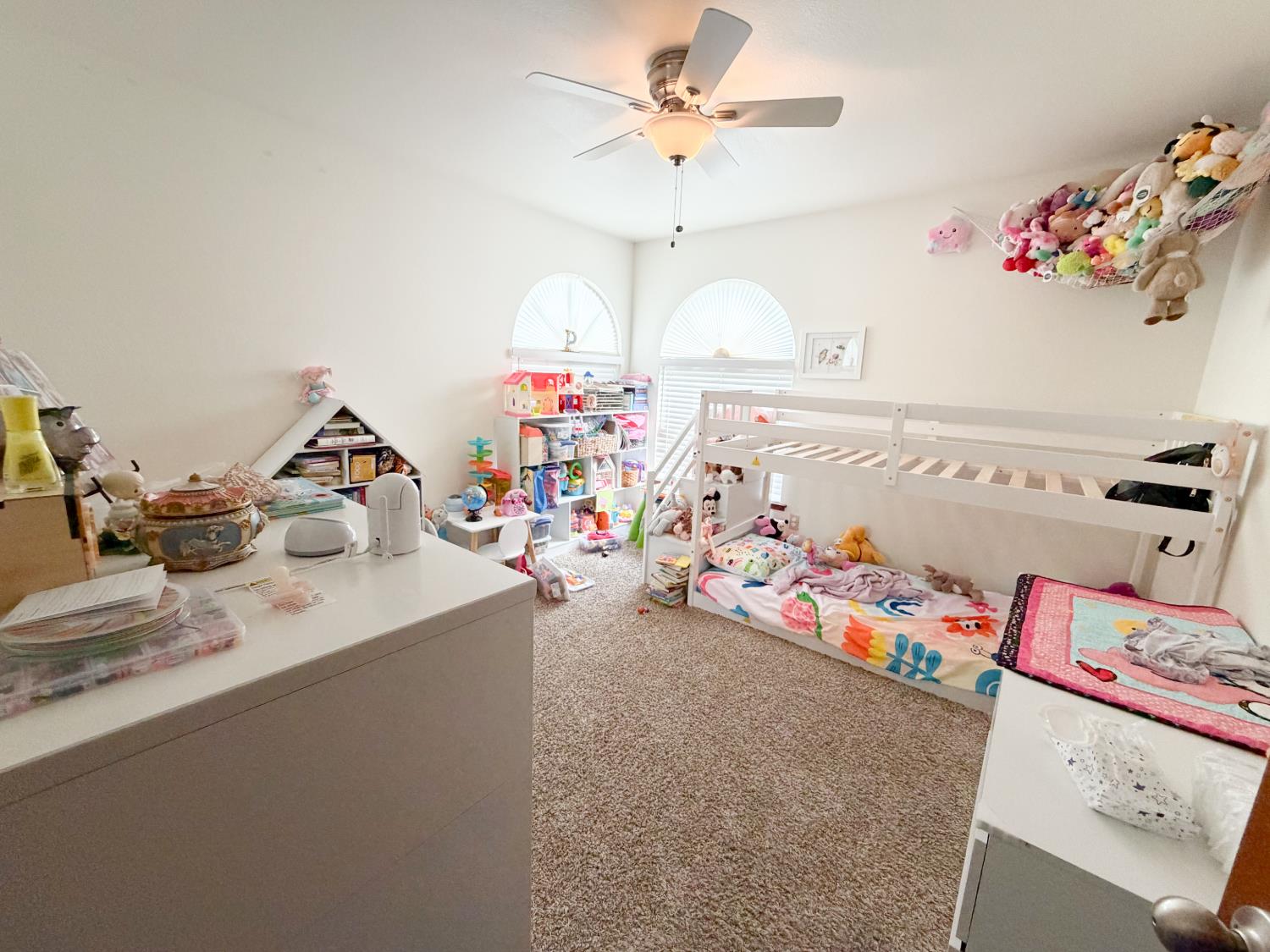 505 South Del Norte Avenue Kerman, CA 93630 - Photo 9 of 12 a play room with toys