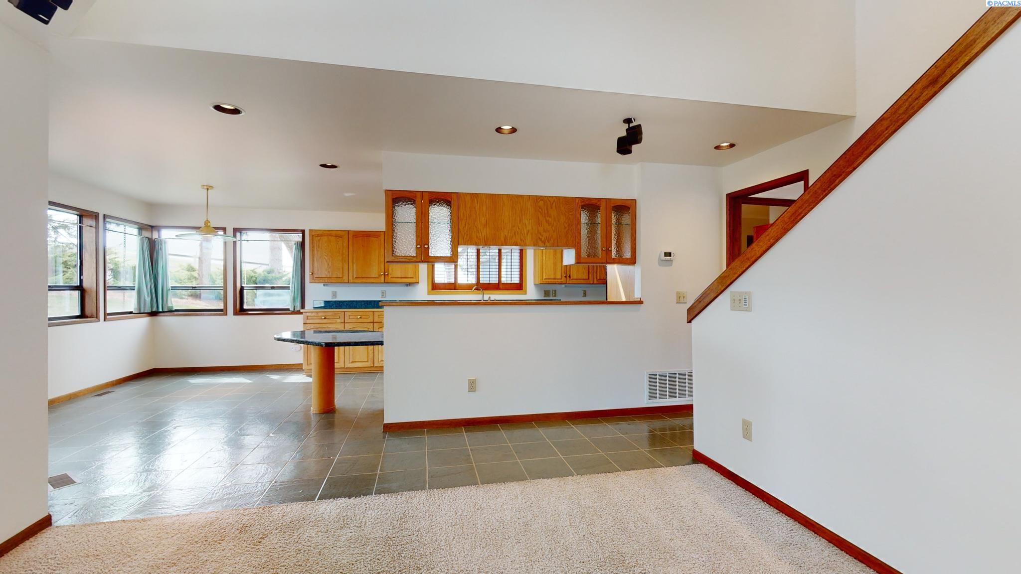 254 Brayton Road Pullman, WA 99163 - Photo 12 of 38 Gallery Image 12