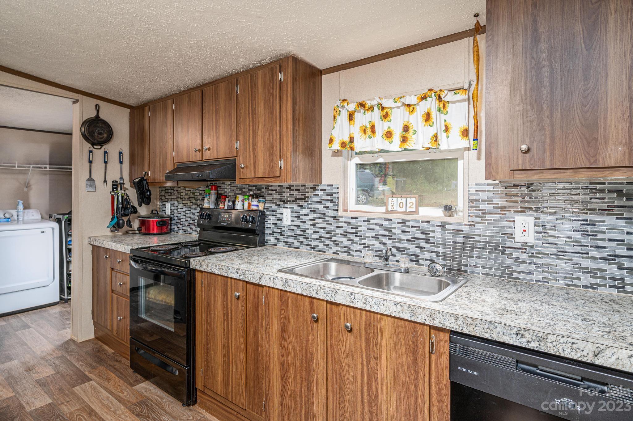 963 Lavender Road Grover, NC 28073 - Photo 8 of 22 Gallery Image 8
