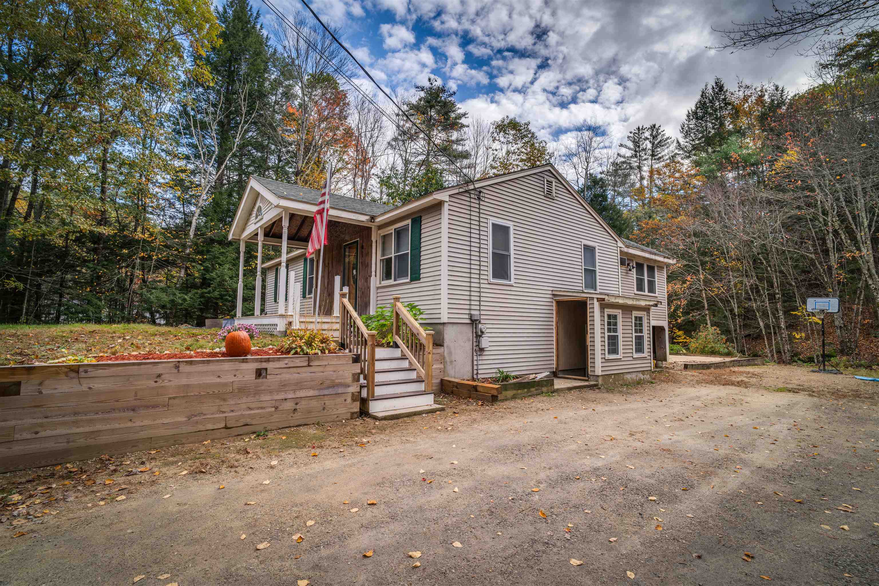 233 Berry River Road Barrington, NH 03825 - Photo 2 of 27