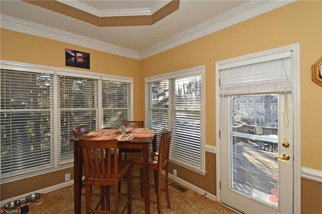 4864 Hearthstone Road Clemmons, NC 27012 - Photo 10 of 28 Gallery Image 10