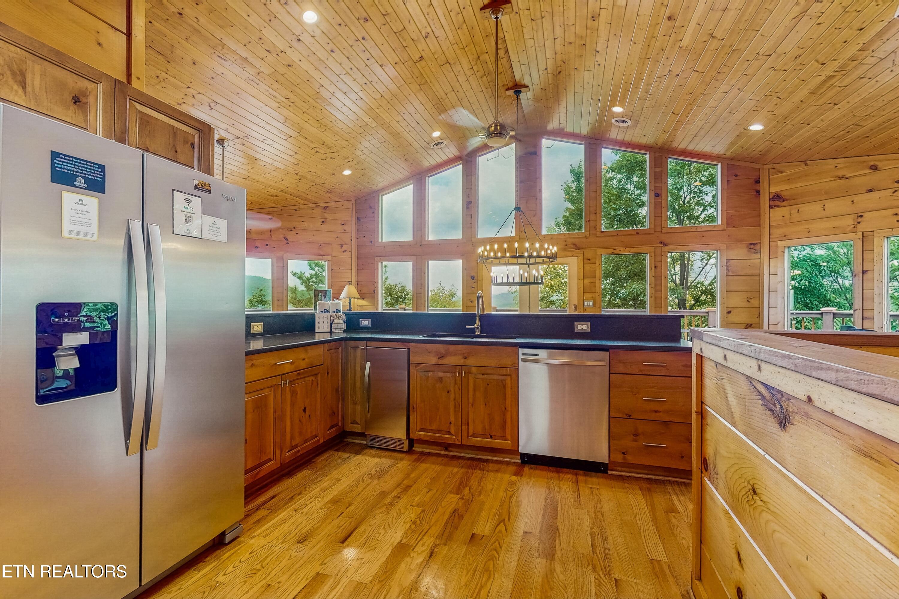 3219 Grouse Ridge Lane Sevierville, TN 37862 - Photo 8 of 45 TNSV527-6432876