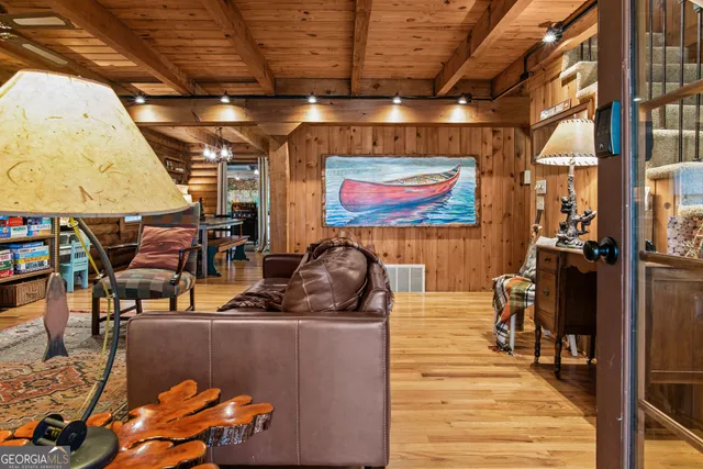 $495,000 | 100 Windsong Lane, Rabun Gap, GA 30568